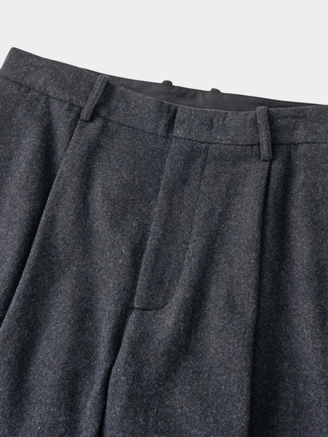 City Light Wool Pin-tuck Trouser (Charcoal)