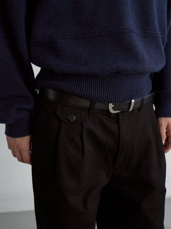 Cable Stripe V-Neck Knit (Navy)