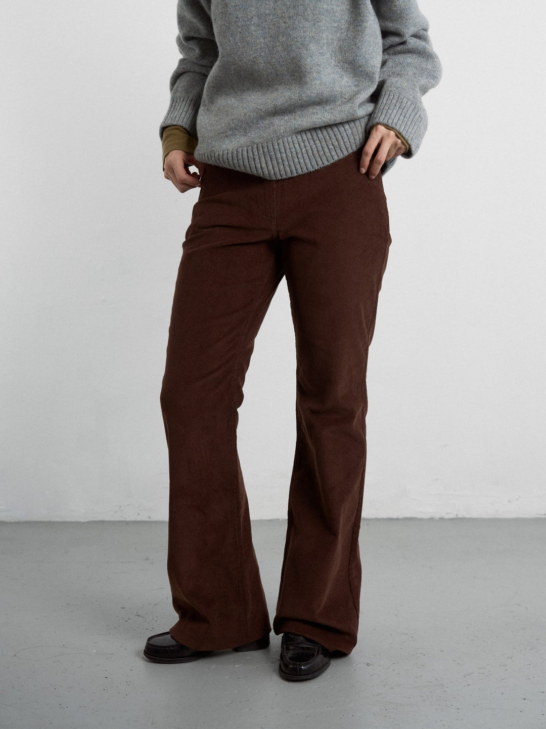 Flare Corduroy Pants (Brown)