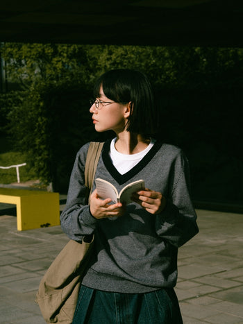 (W)Pin-Stripe V-neck Knit (Olive)