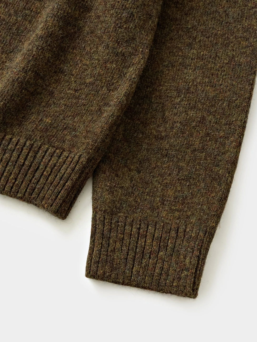 Shaggy Dog Round Knit (Brown)