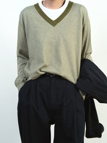 (W)Pin-Stripe V-neck Knit (Navy)