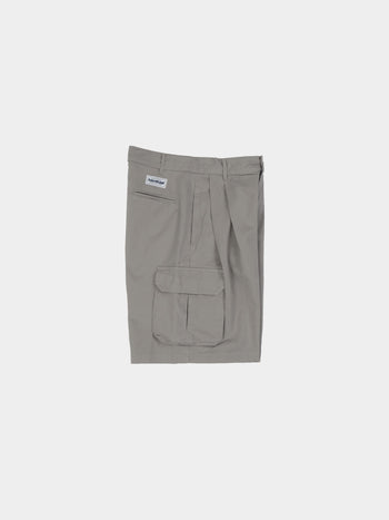 Utility Pin-tuck Cargo Shorts (Light Olive)