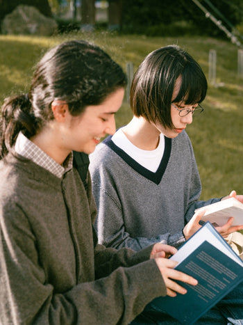 (W)Pin-Stripe V-neck Knit - Olive | W0 (S)