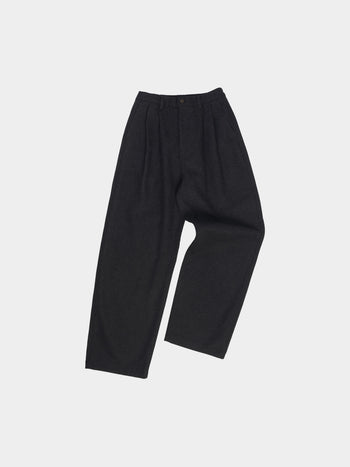 City Wool Pin-tuck Trouser (Charcoal)