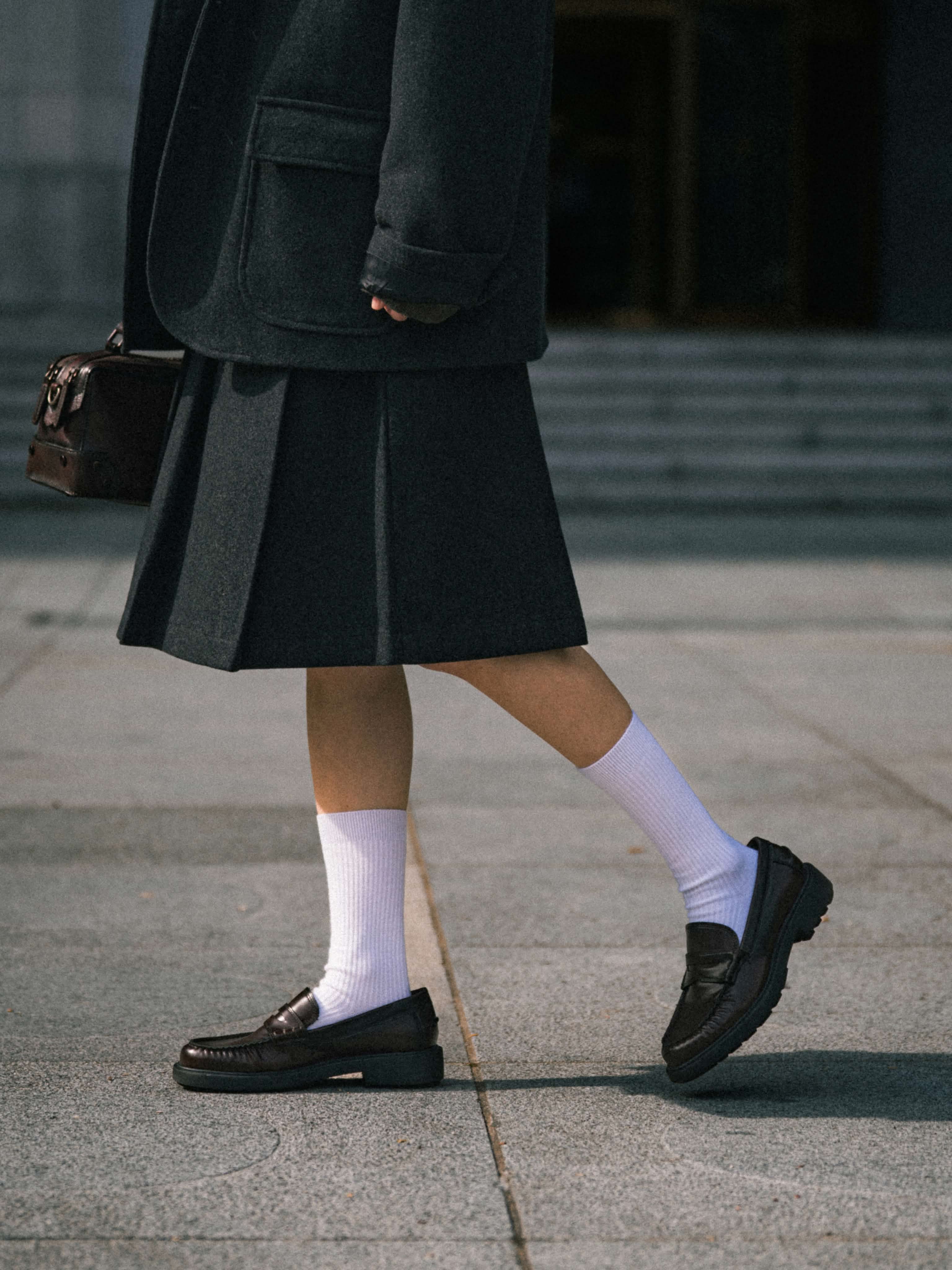 Wool Blend Pleats Skirt (Black) | Havehad