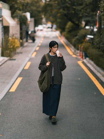 Fine Wool Roundneck Cardigan (Charcoal)