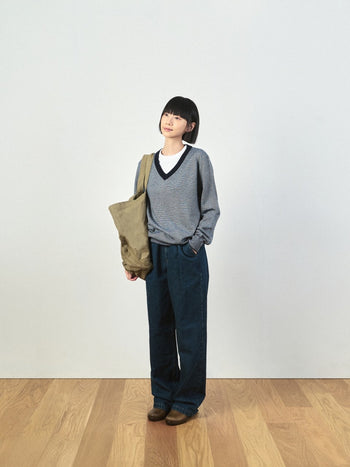 Loose Fit Pin-tuck Denim Pants - Mid Indigo | A1 (M)