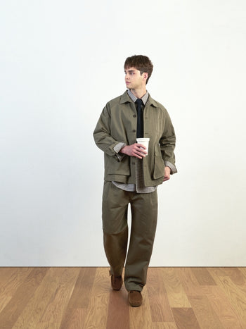 City Worker Pin-tuck Trouser (Khaki Gray)