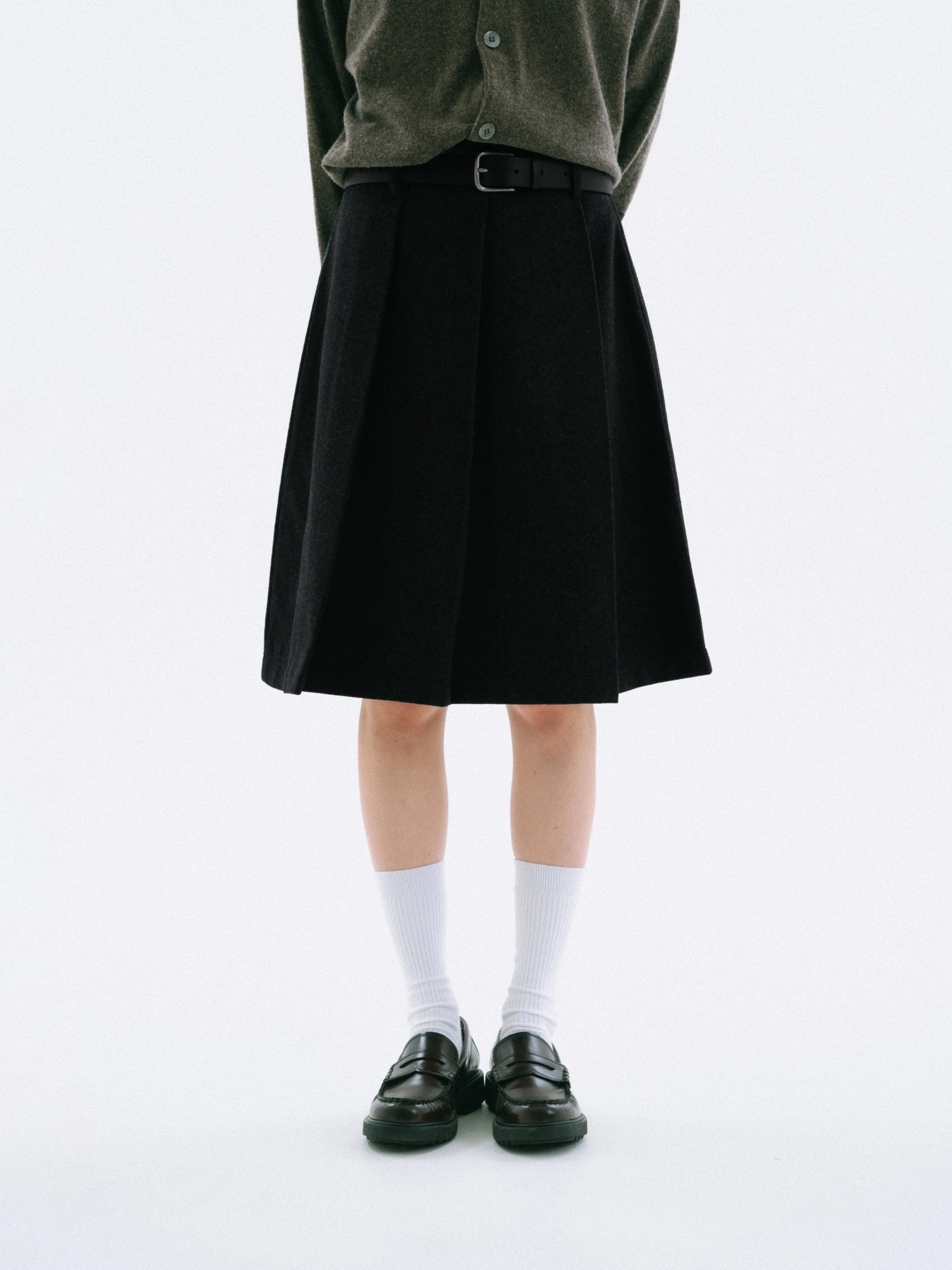 Wool Blend Pleats Skirt (Black) | Havehad