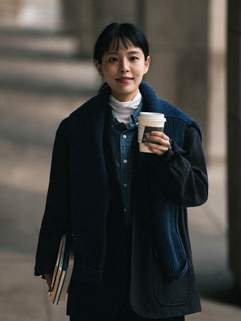 City Wool Pin-tuck Trouser - Navy | A1 (M)