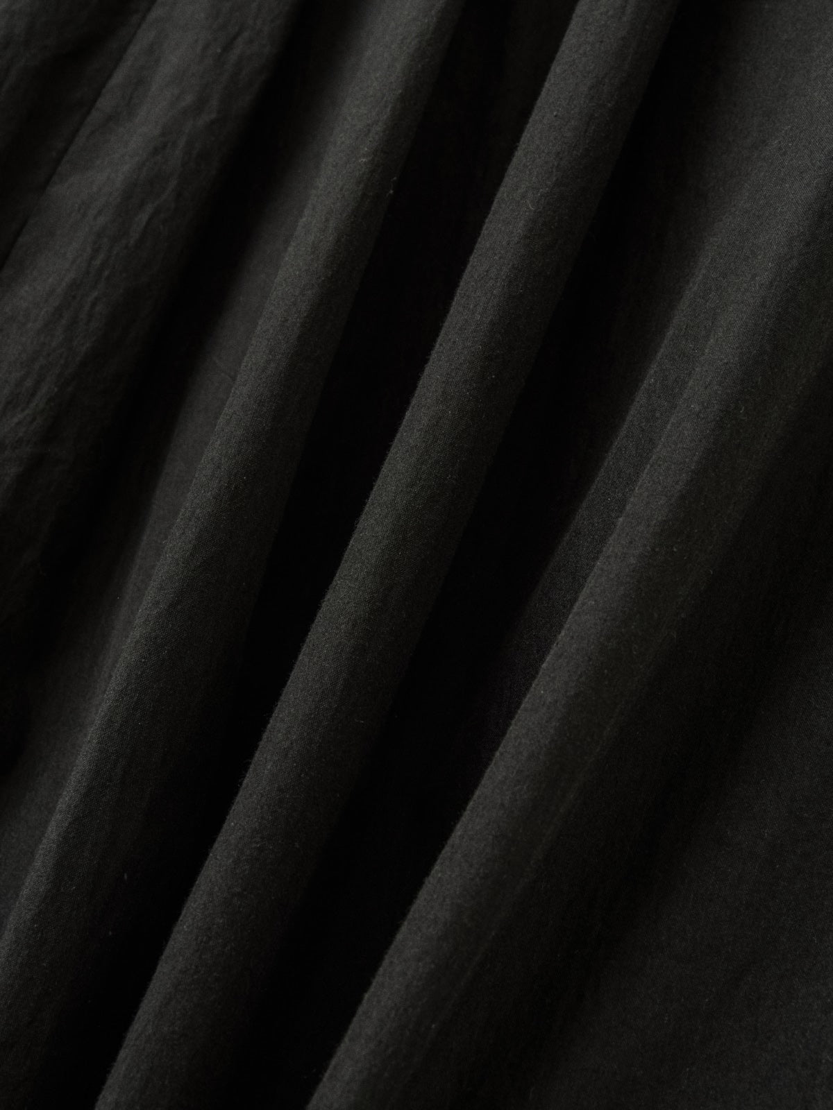 Pleats Sleeveless Top (Black)